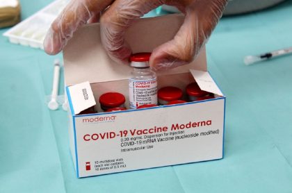 Vacuna Moderna: por qué no hay segunda dosis de vacuna en Colombia