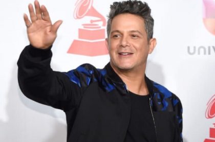 Alejandro Sanz para nota de descubrirá su estrella de la fama en Hollywood