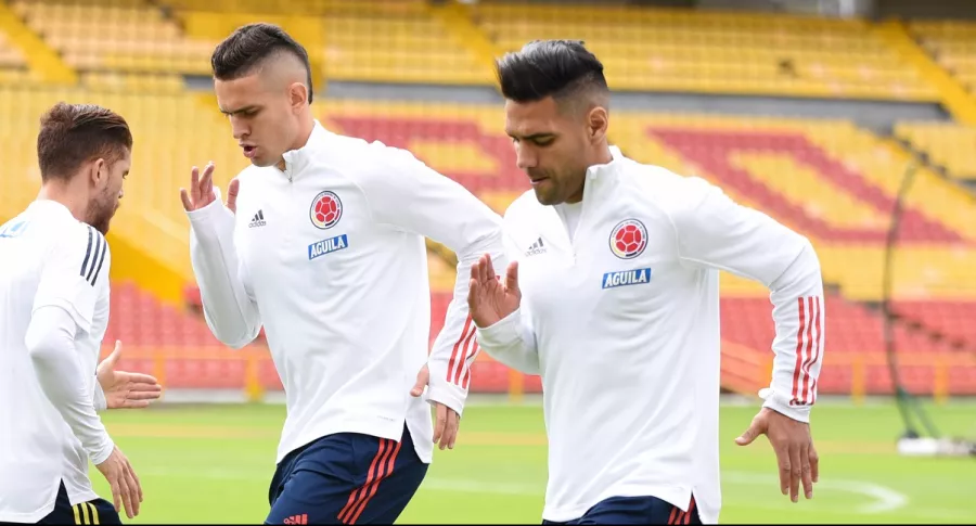 Posible titular de Colombia contra Uruguay, con dos dudas en ataque