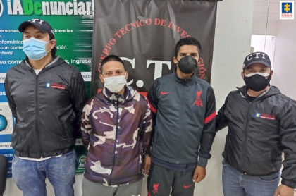 John Sneyder Cadavid Melo y Jhon Eduardo Forero Ortiz, acusados de estafa en la banda 'Los profes'