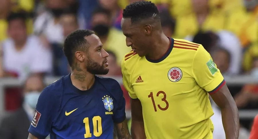 Neymar y Yerrry Mina casi se dan un beso en tenso cruce que tuvieron