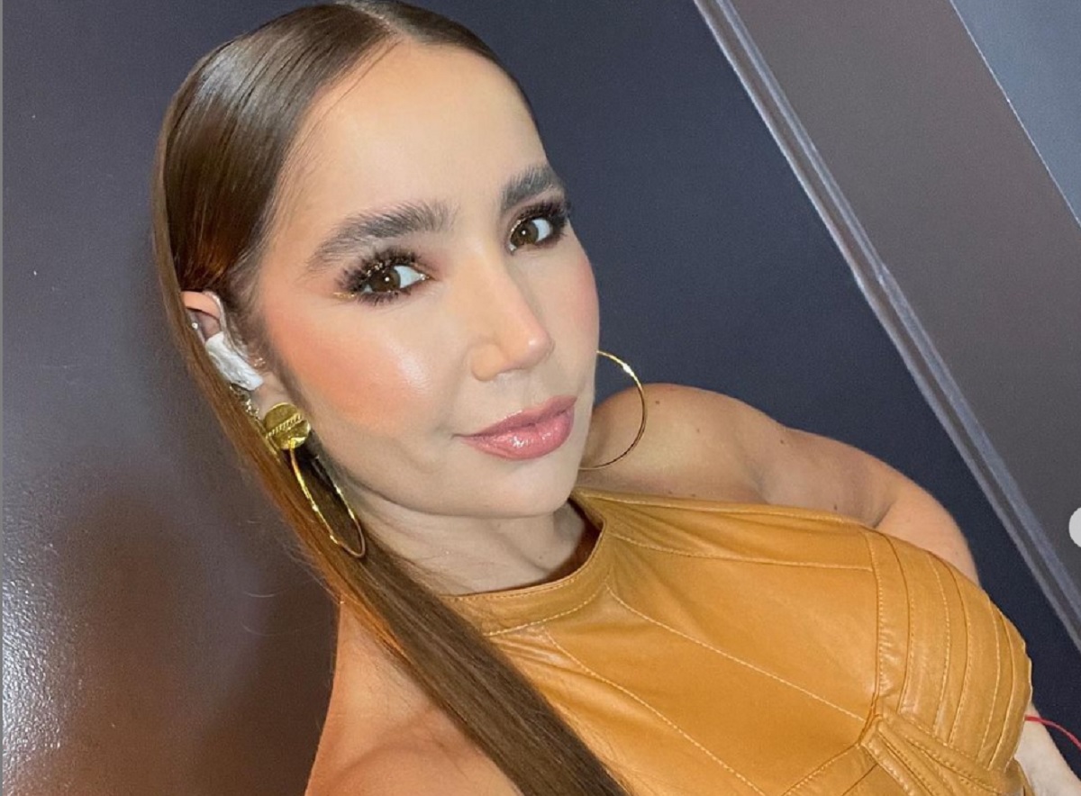 Paola Jara está embarazada de Jessi Uribe? Foto hace pensar que sí