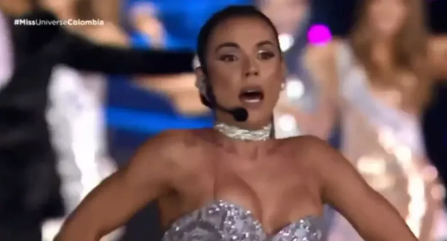 Memes y comentarios por presentación de Carolina Gaitán en Miss Universe Colombia que recordó 'Sin senos sí hay paraíso'.