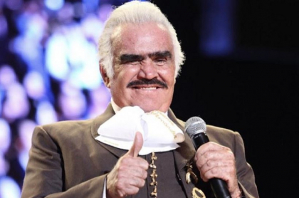 Vicente Fernández, cantante mexicano.