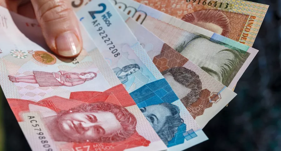 Imagen de dinero que ilustra nota; Bancos en Colombia: cambio en las cuentas de ahorros por saldos bajos