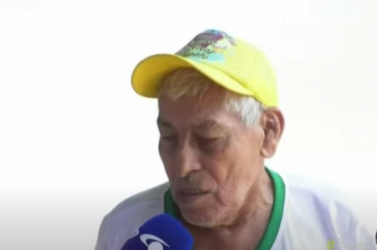 Flaminio Bonilla, adulto mayor que b usca a su familia.
