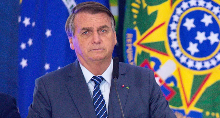 Bolsonaro sigue negando que el COVID-19 sea una amenaza.