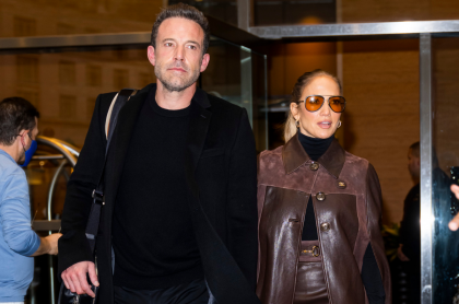 Jennifer Lopez acompañada de Ben Affleck en Nueva York el pasado 10 de octubre.