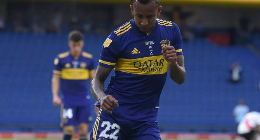 Foto de Sebastián Villa, en nota del gol y celebración del jugador tras volver a jugar con Boca Juniors.