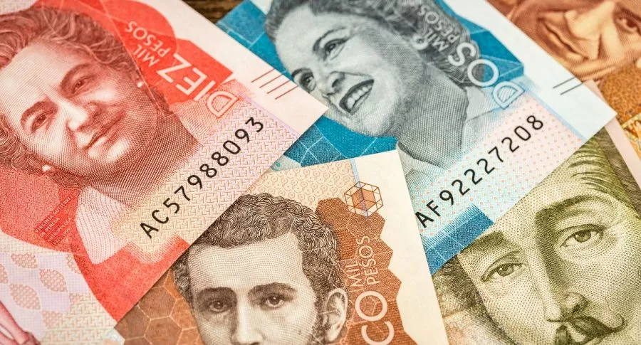 Dinero colombiano, que ilustra la entrada en rigor de la ley de 'borrón y cuenta nueva'