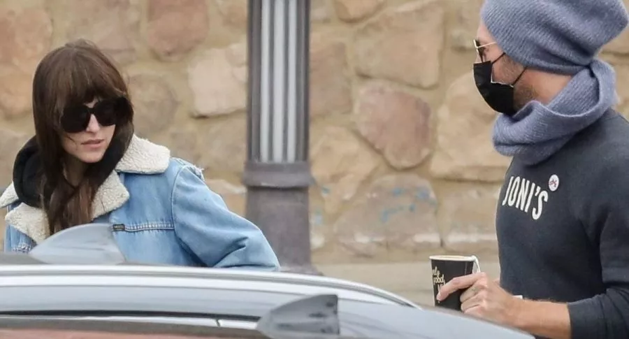 Chris Martin y Dakota Johnson aparecen tras rumores de separación