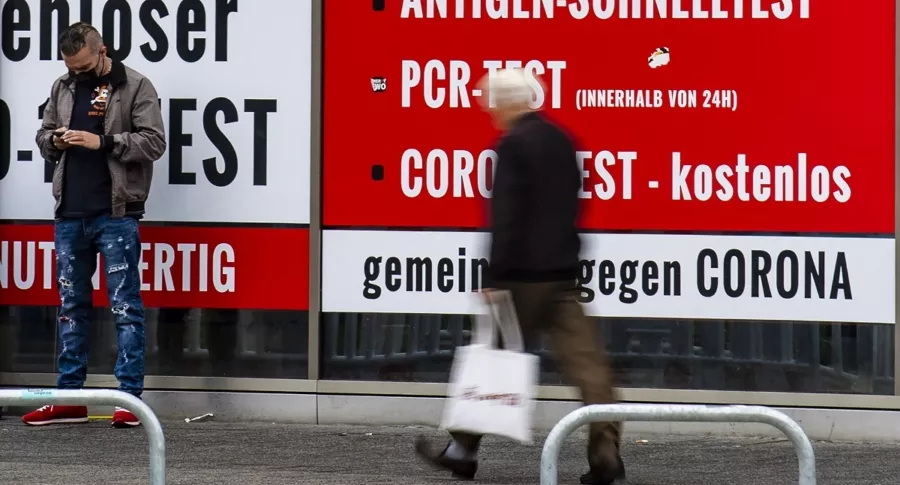 Imagen de calle en Alemania ilustra artículo Europa sufre recaída y vuelve a ser epicentro de pandemia de COVID-19