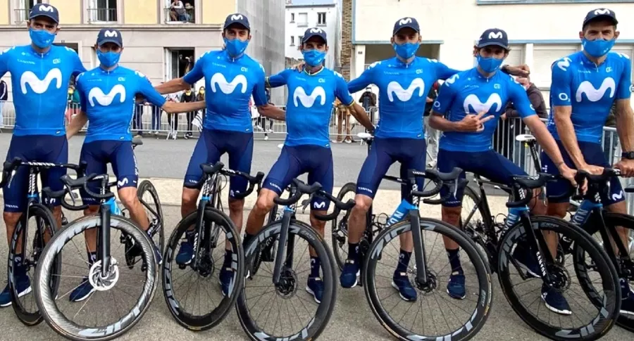 Movistar Team, cuya nómina para 2022 tendrá 2 ciclistas colombianos.