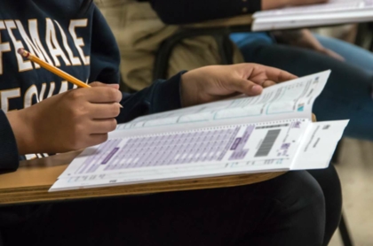Foto de persona en Pruebas Saber 11, en nota de Icfes se hizo tendencia tras comentario y abrió debate.