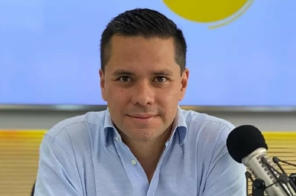 Luis Carlos Vélez habla de la posibilidad de que un exguerrillero llegue a le presidencia, sin mencionar a  Gustavo Petro.