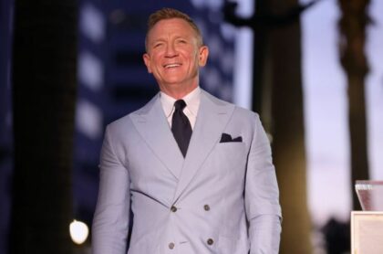 Daniel Craig en el paseo de la fama de Hollywood el 6 de octubre de 2021, un mes antes de pasear con su hija en Nueva York.