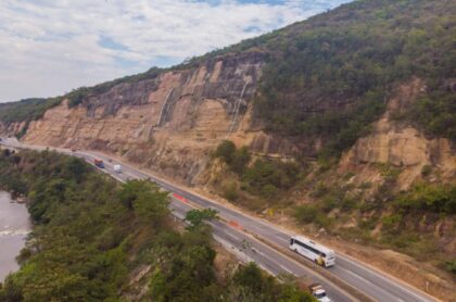 Imagen de la vía Bogotá-Girardot, que tendrá cierres este puente festivo 15 de noviembre