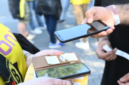Imagen de celulares iPhone ilustra artículo Apple permitirá que la gente repare celulares iPhone y computadoras Mac
