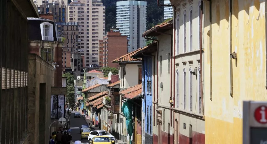 La ciudad más cara para vivir en esta región es Santiago de Chile. En contraste, las más baratas son Quito y Bogotá.