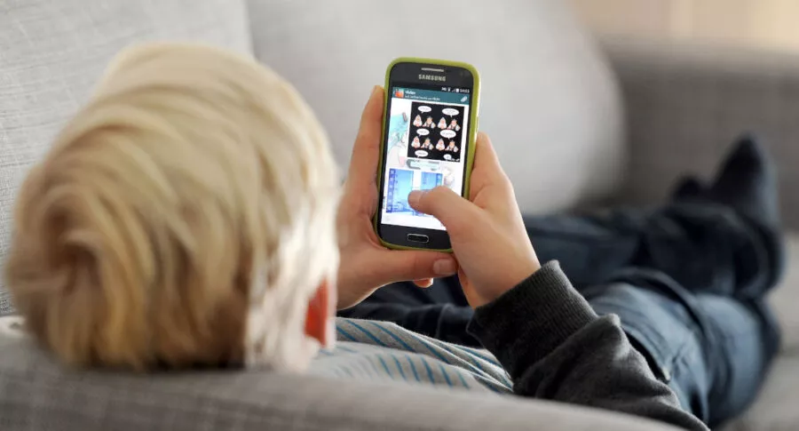 Niños con teléfono celular desde los 6 años? En Alemania, padres se los dan  a esa edad - News Caribe