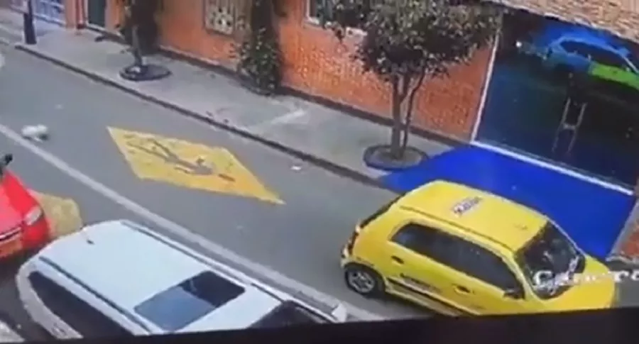 El taxista que mató a un perro en Bogotá no tenía licencia para conducir.