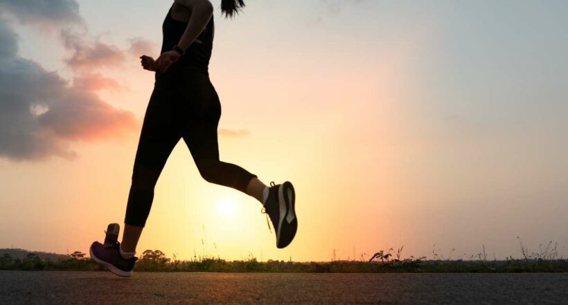 Foto de persona corriendo, en nota de cómo fue atraco en Santa Marta a atletas en final de plena carrera internacional.