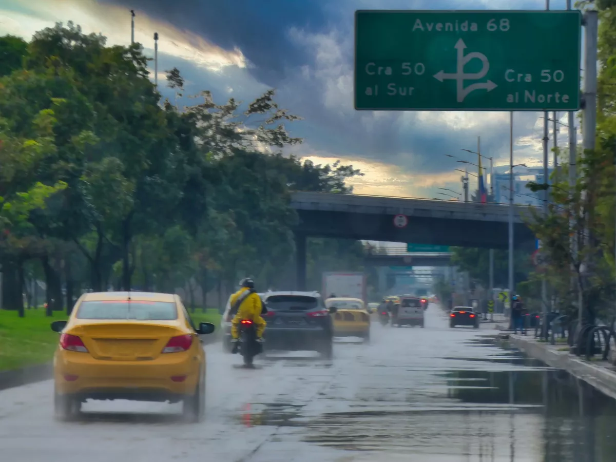Imagen de lluvias en Bogotá ilustra nota sobre las recientes precipitaciones en la capital este 11 de febrero.