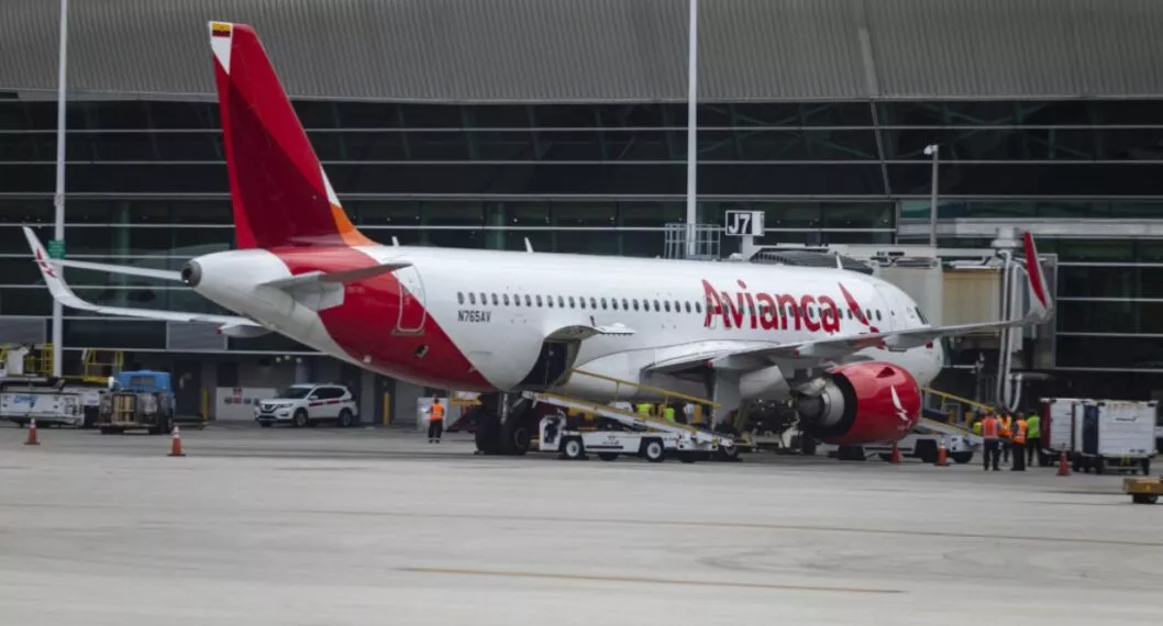 El presidente de Avianca, Adrián Neuhauser, aseguró que los retrasos en sus vuelos se deben a una operación deficiente en el Aeropuerto de Bogotá.