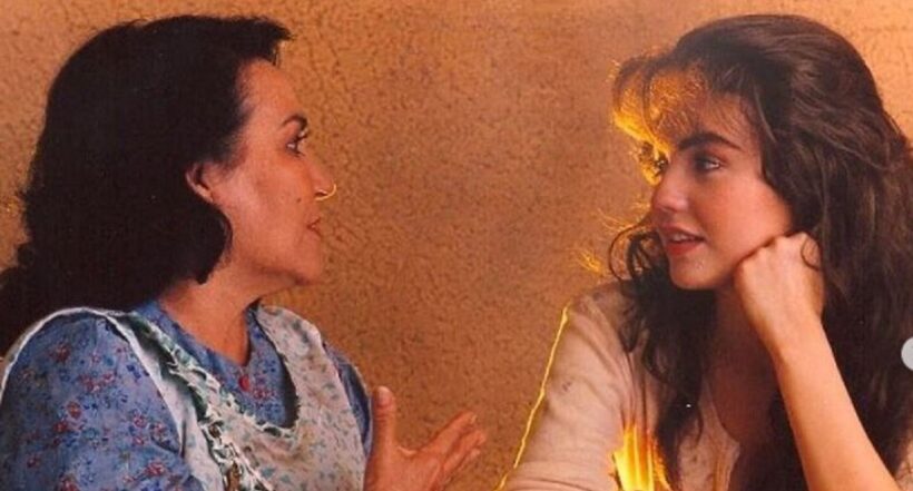 Carmen Salinas junto a Thalía, ambas actrices, durante las grabaciones de 'María la del barrio'