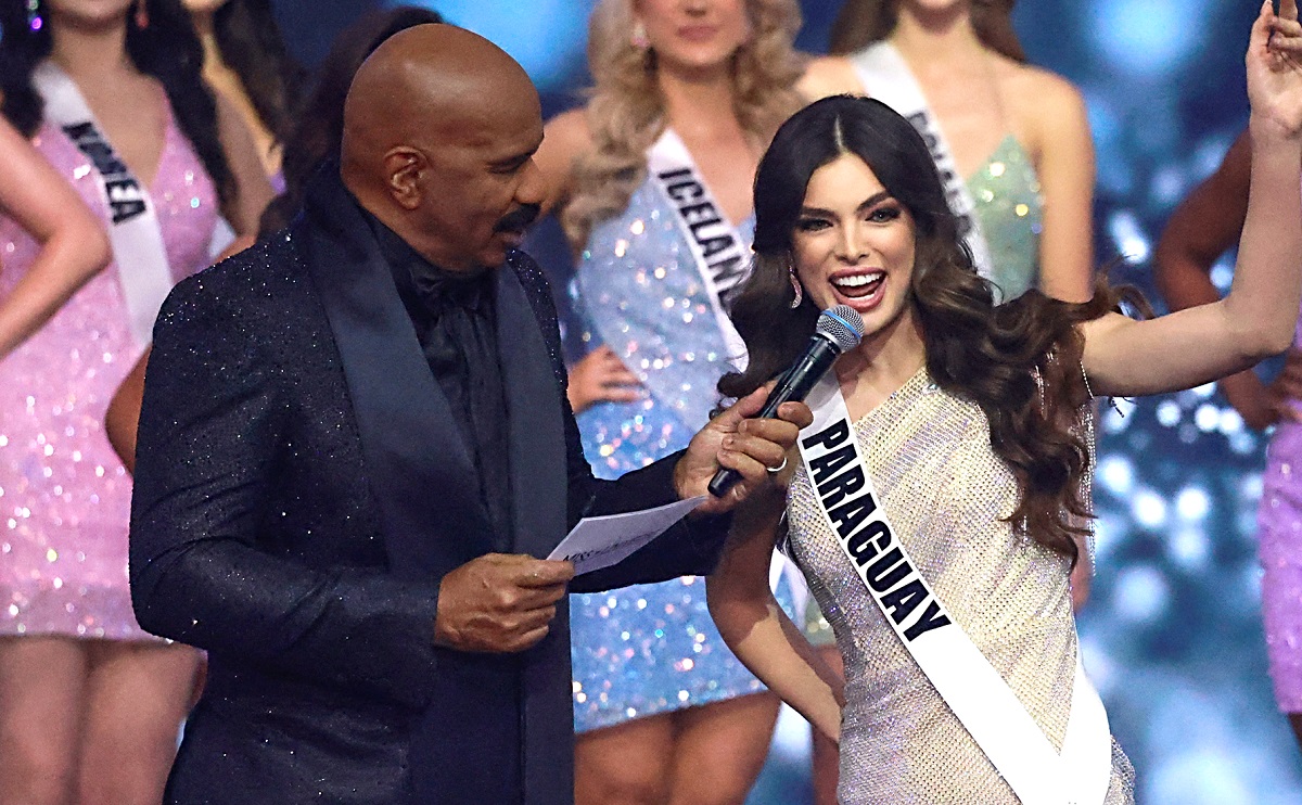 Steve Harvey, que confundió a Miss Paraguay con Portugal en ‘Miss Universe’.