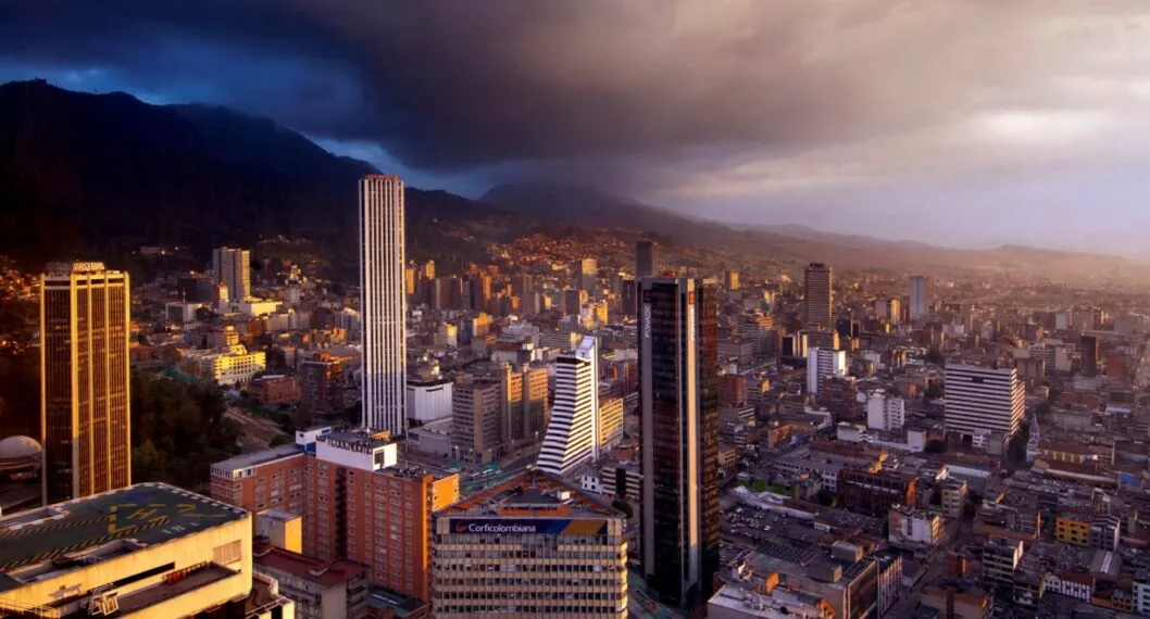 Impuesto predial subirá en Bogotá en 2022, lo había suspendido Claudia López.