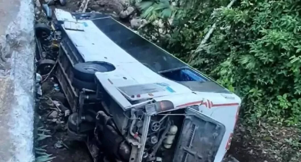 Imagen de bus que ilustra nota; En Antioquia, accidente de bus tiene primeras hipótesis en San Luis