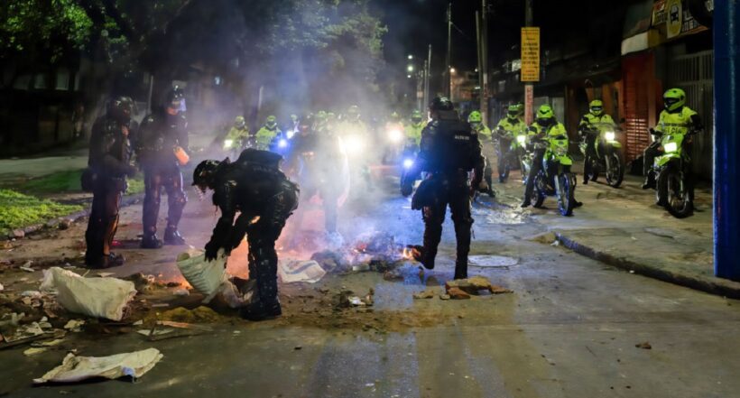Imagen ilustrativa de una noche de disturbios como la de este 28 de diciembre en Bogotá.