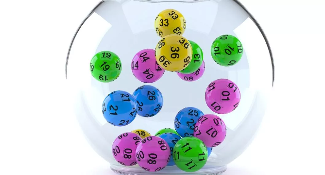 Bolas de lotería ilustran nota sobre qué cayó en la Lotería de Bogotá y Quindío en sorteo de enero 6