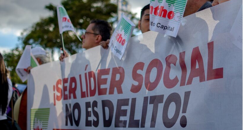 Protesta por asesinato de líderes sociales en Colombia.