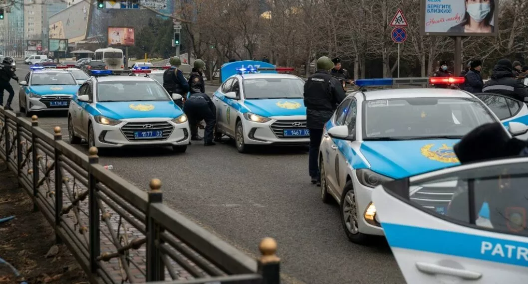 Presidente de Kazajistán ordena disparar a ciudadanos en violentas protestas