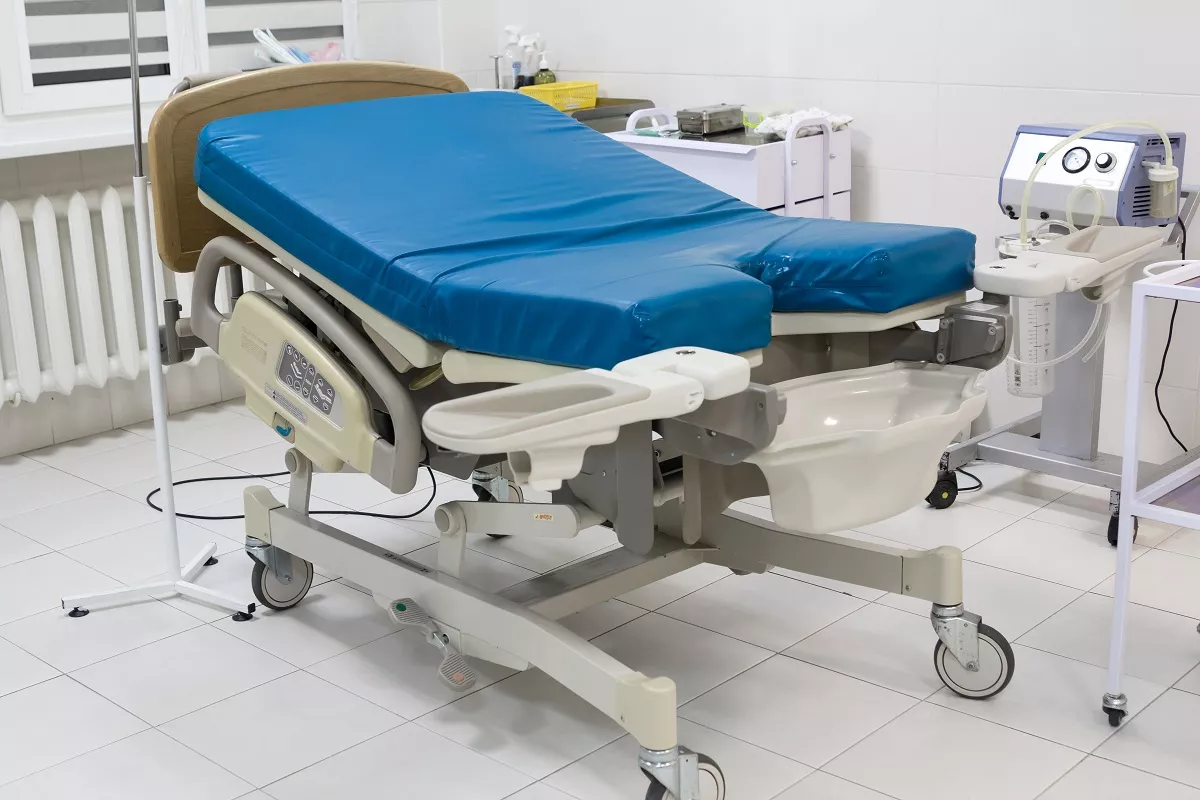 Mujer muere tras practicarse aborto clandestino en barranquilla con conocido médico: pagó 500 mil pesos por el procedimiento. 