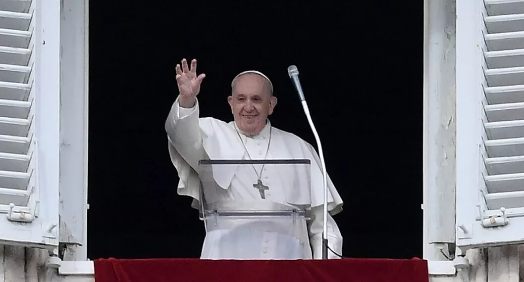 Papa Francisco manda un duro mensaje a los antivacunas del mundo