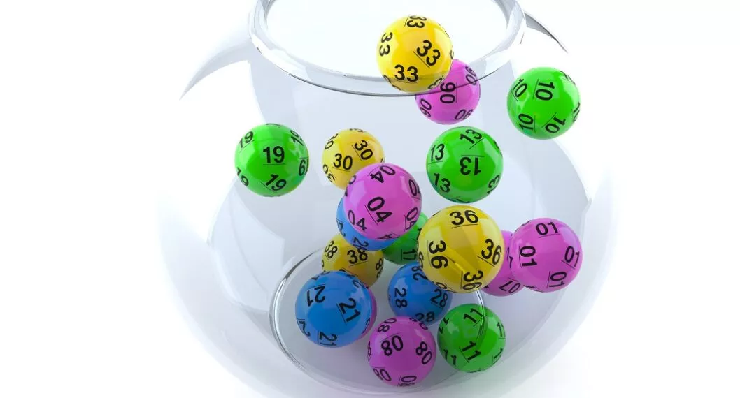 Bolas de lotería ilustran nota sobre lo que cayó en la Lotería de Cundinamarca y la de Tolima en el sorteo del 11 de enero