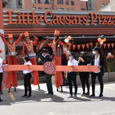 Little Caesars: dueños de pizzería barata que es nuevo negocio en Bogotá