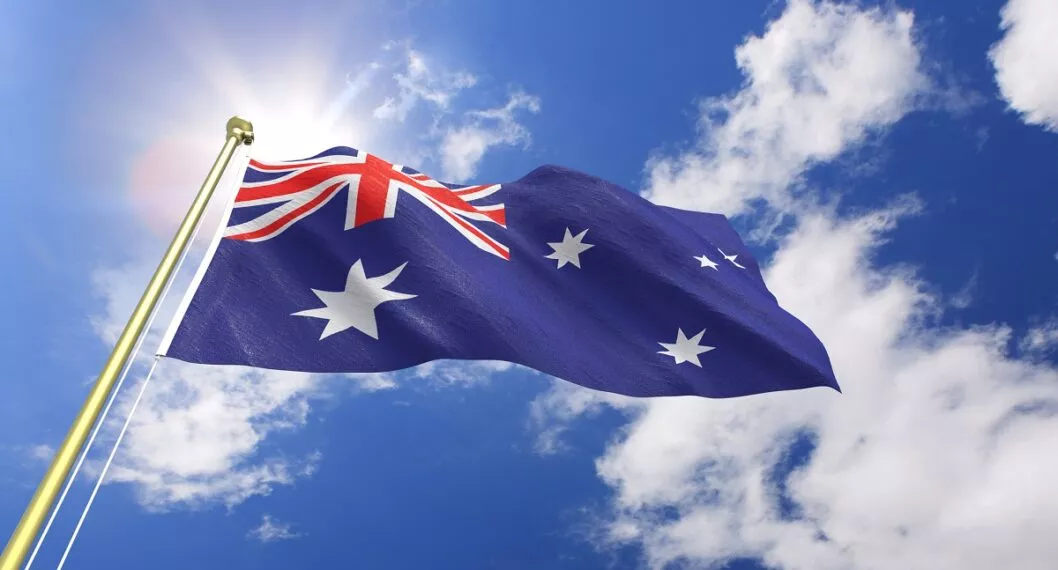 Bandera de Australia a propósito de la medida de ese Gobierno para dar visas gratis a estudiantes de otros países