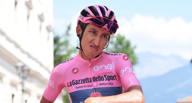 Egan Bernal, en el Giro de Italia, a propósito de que la Policía reveló datos relevantes sobre su accidente en Cundinamarca y del conductor de la buseta contra la que chocó.