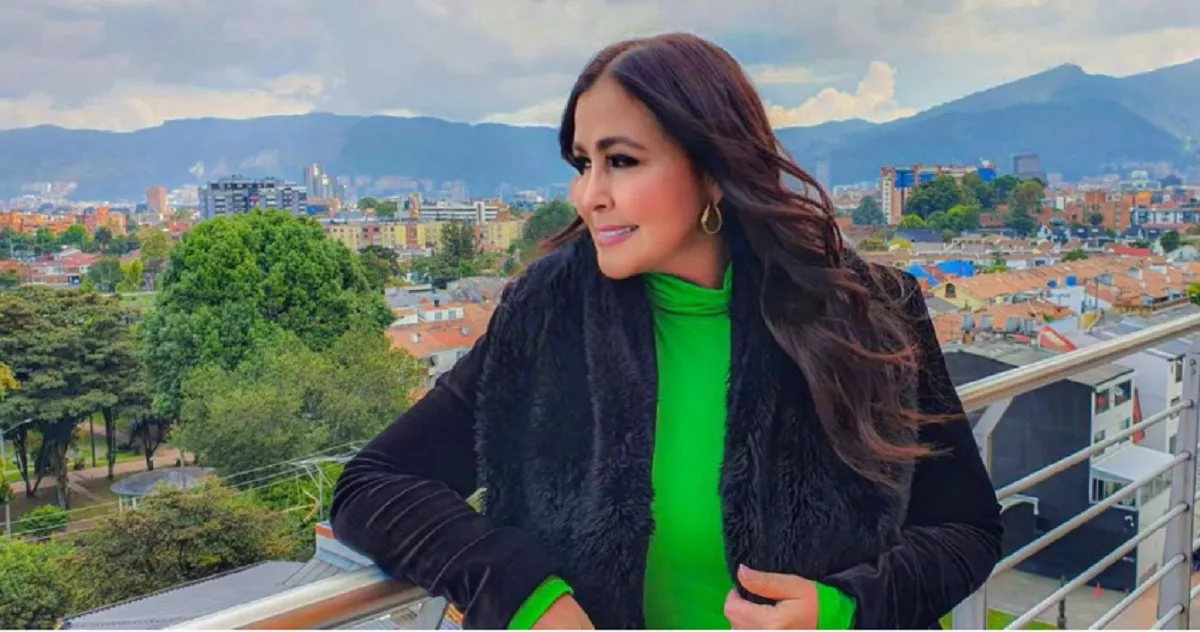 La cantante de música popular, Arelys Henao, mostró un poco de su casa en Medellín, lugar en el que pasa el mayor tiempo con sus hijos y familia.