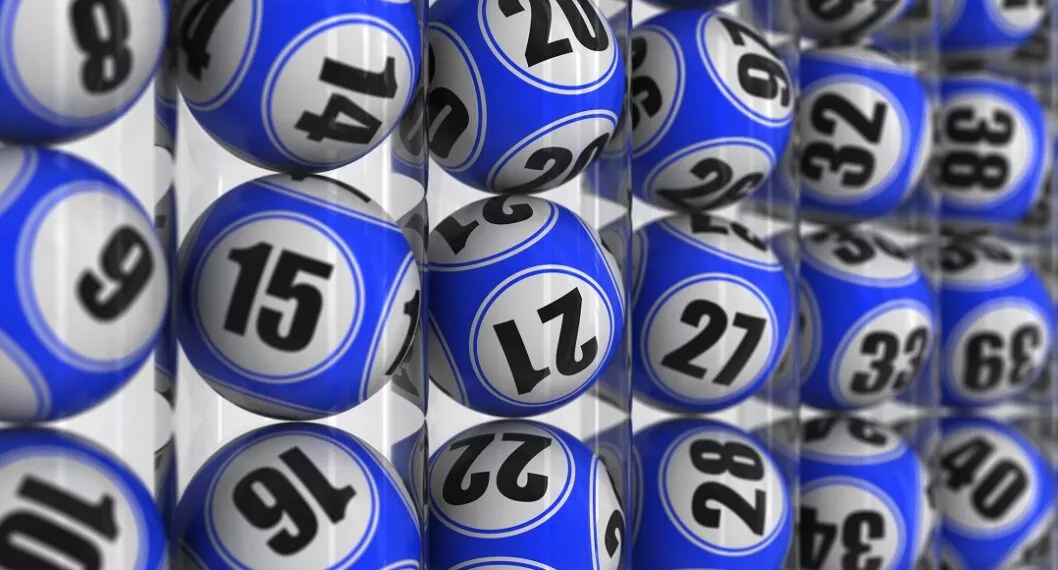 Bolas de loterías ilustran nota sobre resultados de la Lotería de Bogotá y Quindío