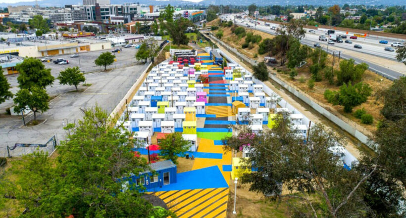 Un moderno proyecto inmobiliario en Los Ángeles propuso una firma de arquitectos para personas sin hogar en esa ciudad.