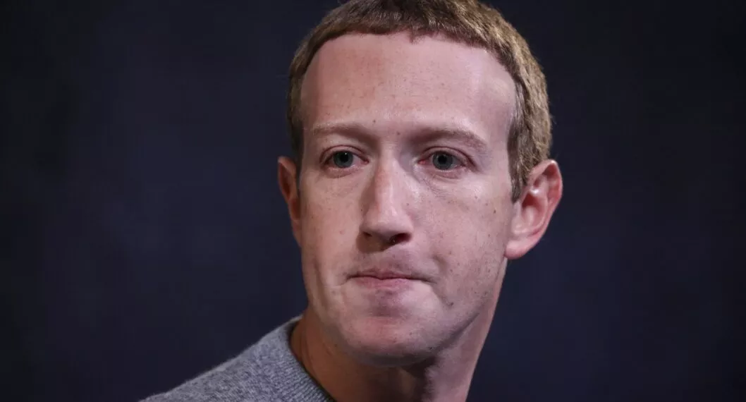 Mark Zuckerberg pierde 200 millones de dólares por caída de acciones de Facebook (Meta) y el impacto de TikTok.