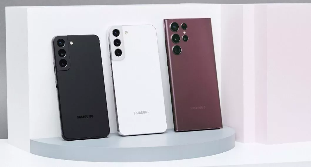 Imagen de los nuevos celulares Samsung Galaxy, a propósito del lanzamiento 