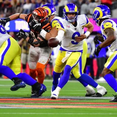 Los Rams conquistan la Super Bowl por un ajustado 23-20 - Superdeporte