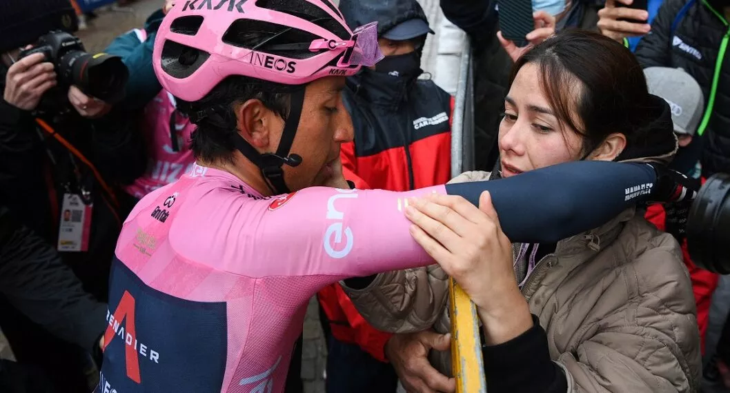 Giro de Italia recordó beso de Egan Bernal con su novia por San Valentín