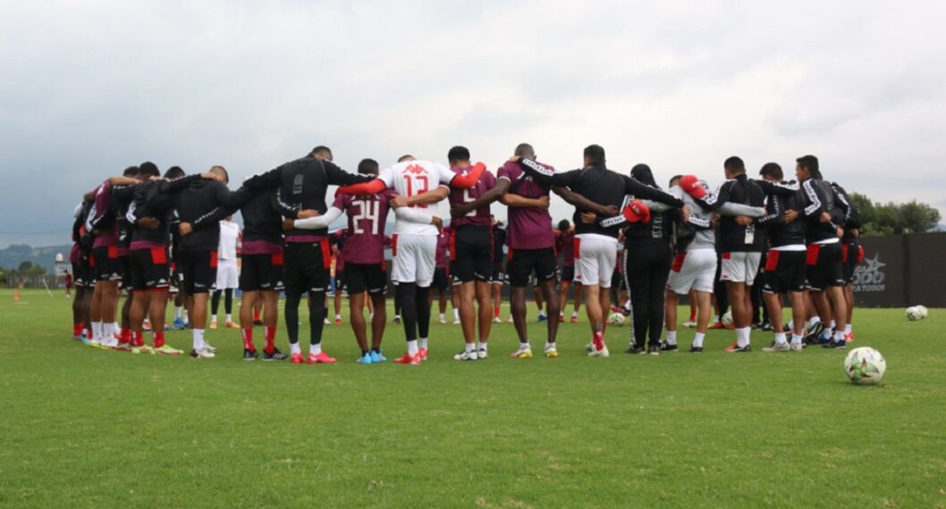 Independiente Santa Fe durante entrenamiento.